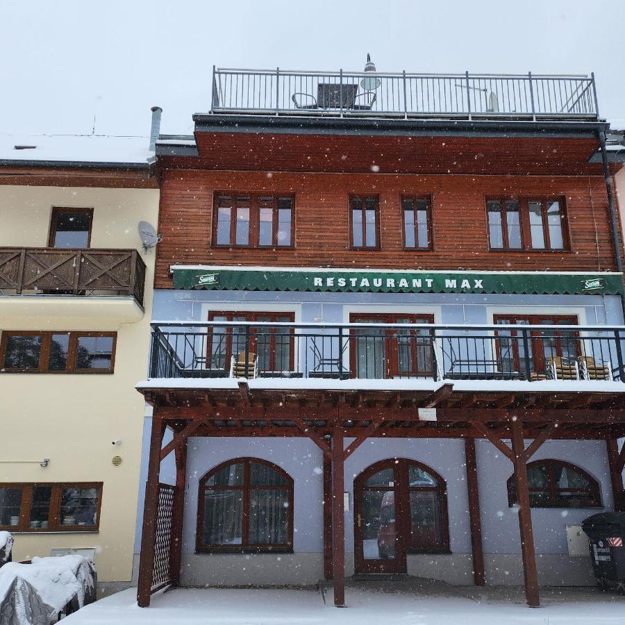 Ubytovani U Maxe Lipno nad Vltavou Zewnętrze zdjęcie